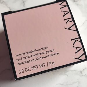 🆕 Mary Kay Mineral Powder Foundation